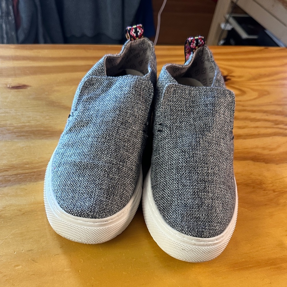 Hey Dude Gray Slip-On Women's Shoes Size 7